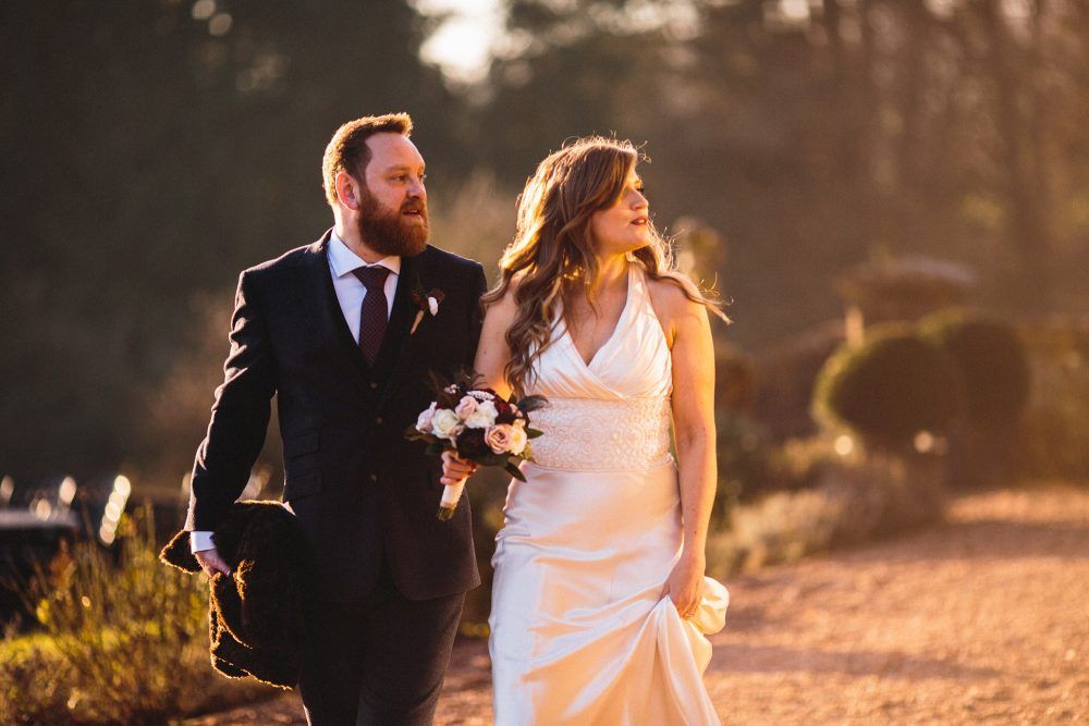 devon wedding photography at huntsham court 
